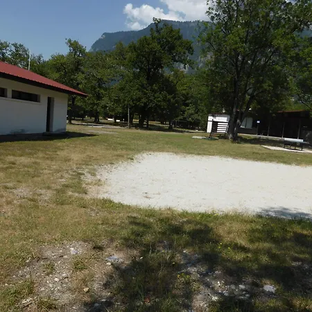 Hotel Camping L'ecureuil - Mont-blanc Village