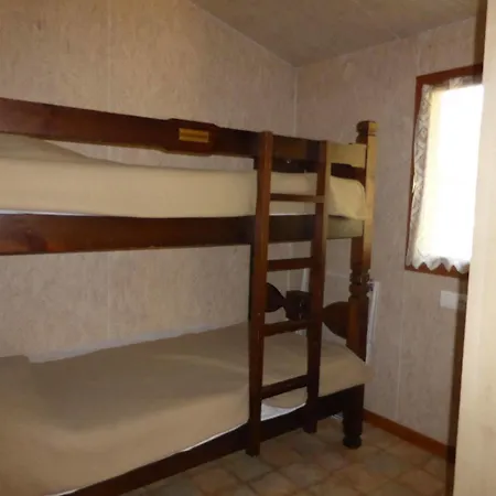 Hotel Camping L'ecureuil - Mont-blanc Village *