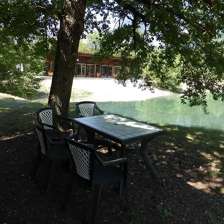 Camping L'ecureuil - Mont-blanc Village Domancy