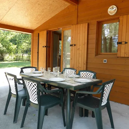 Hotel Camping L'ecureuil - Mont-blanc Village Domancy