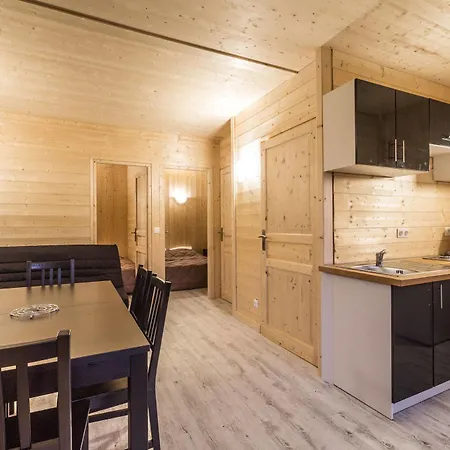 Hotel Camping L'ecureuil - Mont-blanc Village Domancy